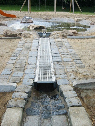 ۰۳_wasserspielplatz_grosswelsheim_de